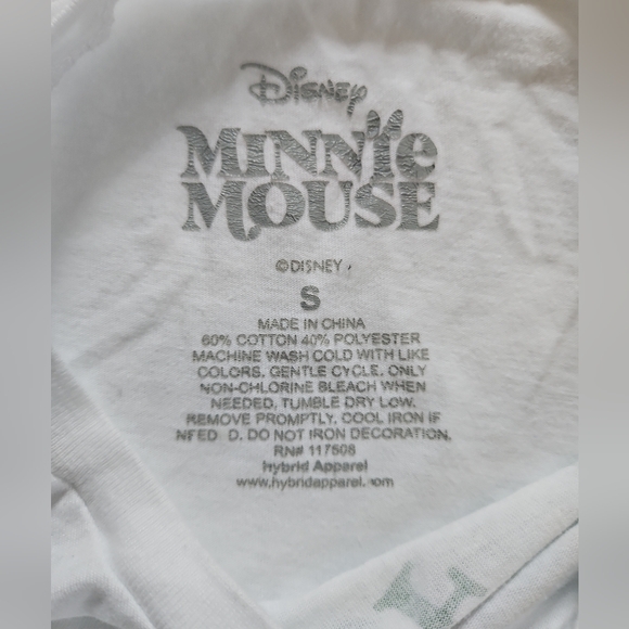 Disney Minnie Mouse Queen of Swing Tennis Graphic Tee Small EUC - Picture 2 of 4